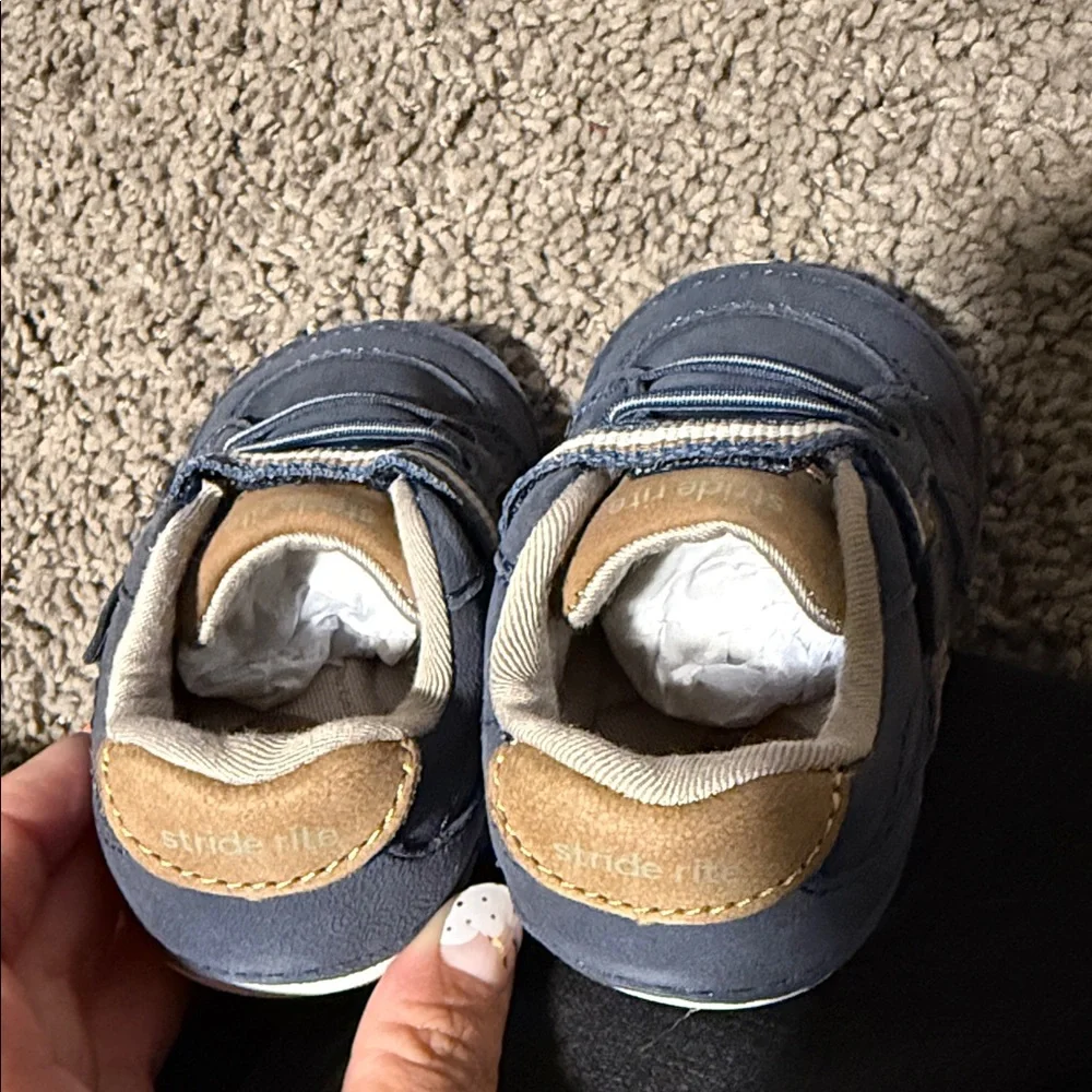 Stride Rite New Navy Toddler Shoes - Picture 2 of 7